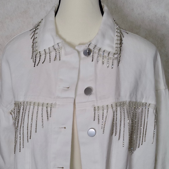 NWT Dee Dee Rhinestone Fringed White Denim Jacket OverSized Small (P23,L16.5) - Picture 2 of 7